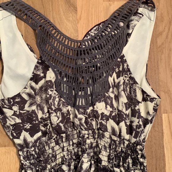 A’gaci Floral Sleeveless Ruffled Dress w/ Smocked Waist Purple & Cream Women’s S - Picture 8 of 13